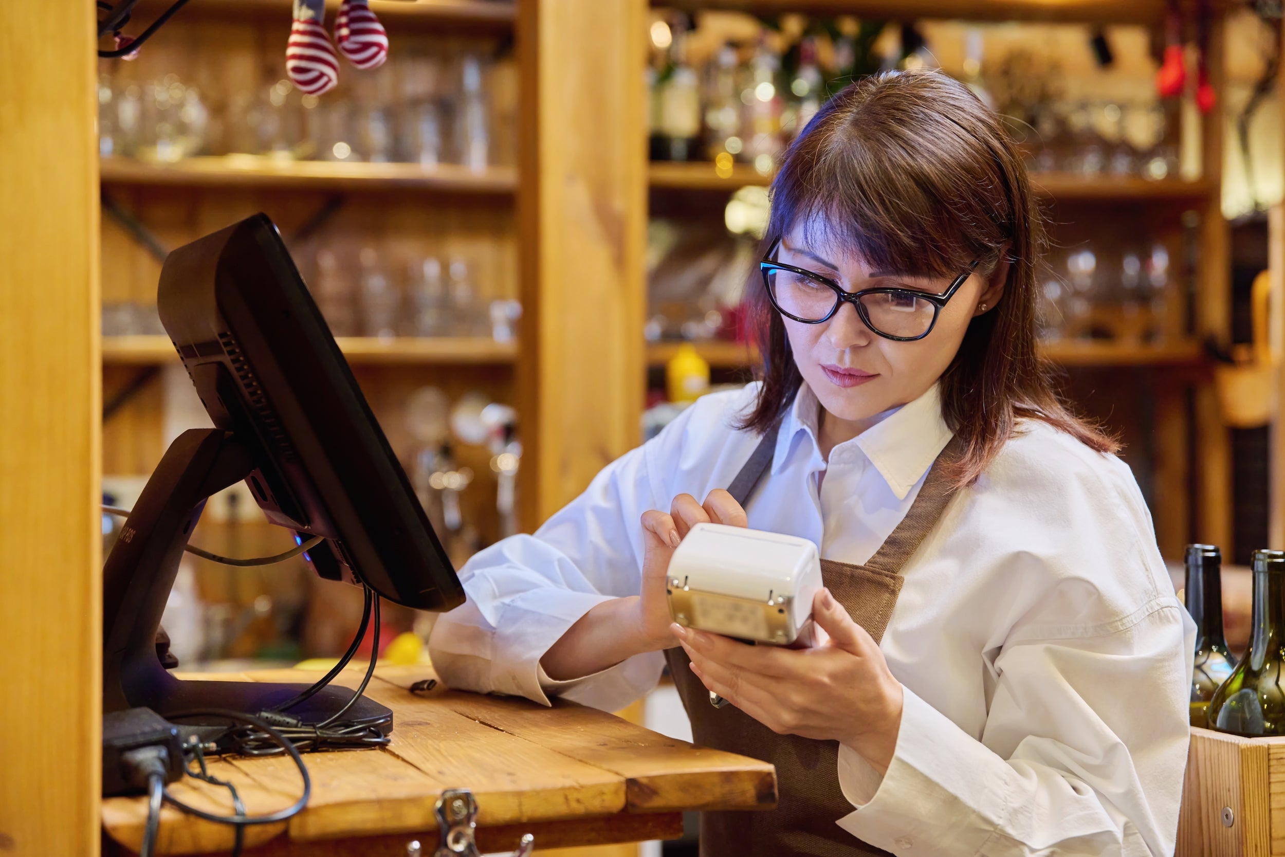 Pos Operator What Every Retailer Should Know About POS Systems – EkiKart